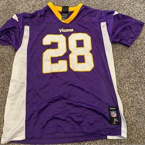 Adrian Peterson Minnesota Vikings Jersey. Size Youth XL